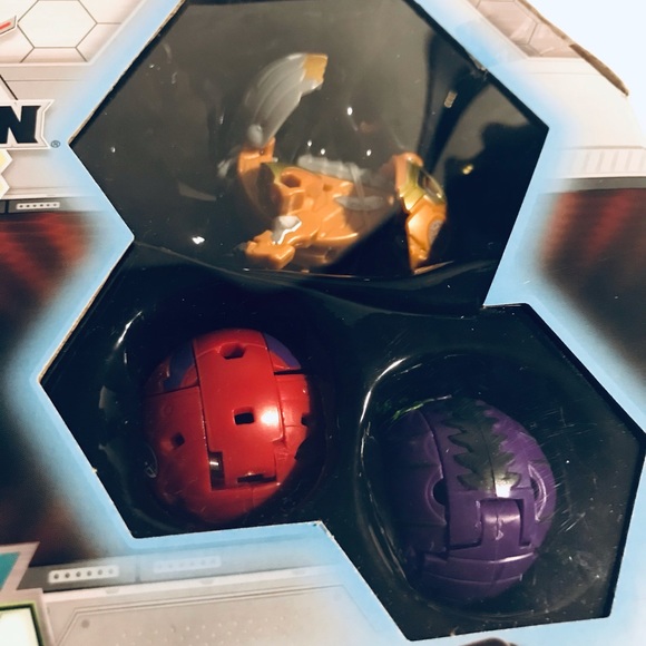 Bakugan Pro Shields of Vestroia 40 Card Deck Starter Set BATRIX ULTRA NIB - Picture 3 of 3